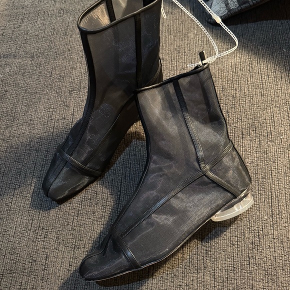 NWT Antonio Melani x Elizabeth Damrich Femme Cage Mesh Dress Booties  Sz 8 - Picture 12 of 15